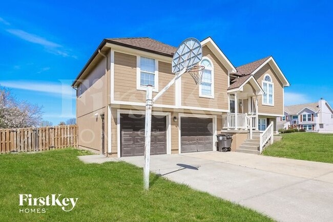 Photo - 808 Winesap Cir House