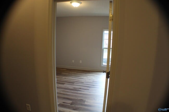 Photo - 111 Ervington Pl