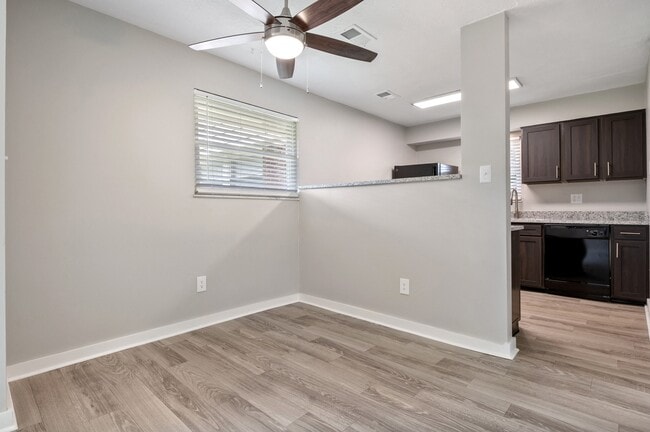 Photo - Life at Lexington