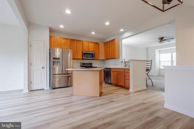 Photo - 520 Boxwood Ln