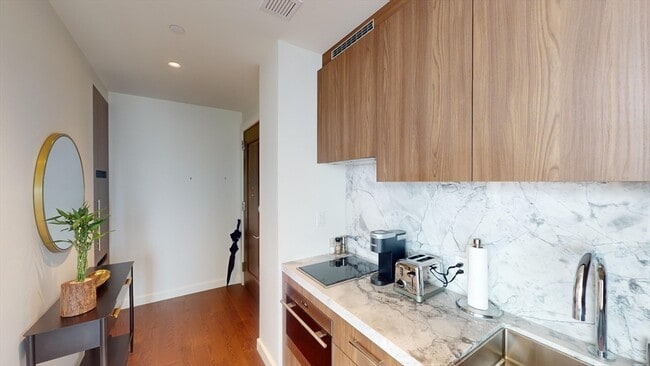 Photo - 430 Stuart St Unit 1605