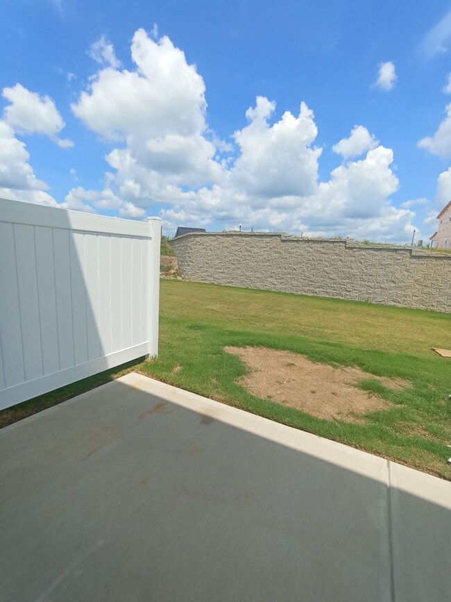 Photo - 730 Putney Hl Rd