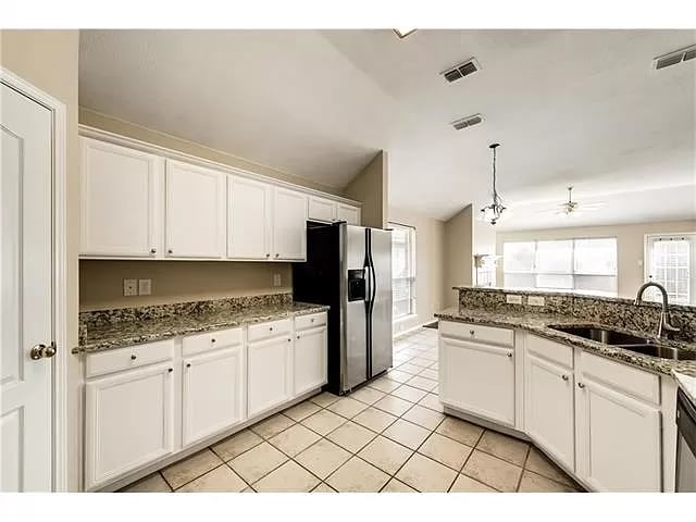 Photo - 9117 Newport Ln