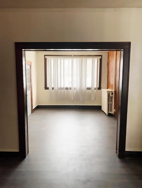 Photo - 1048 Van Buren St