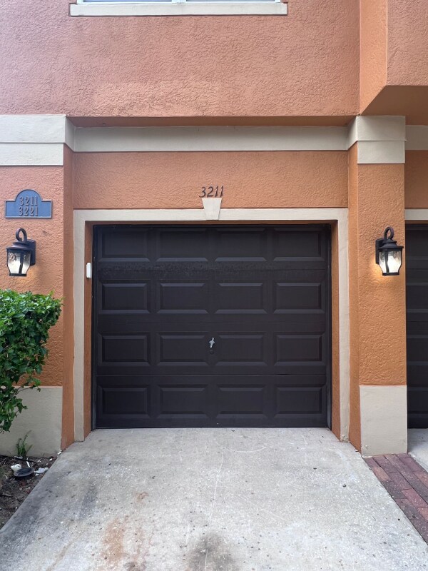 Photo - 3211 Pine Oak Trail