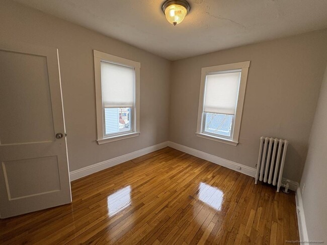 Photo - 35 Lourdes Ave Unit 2