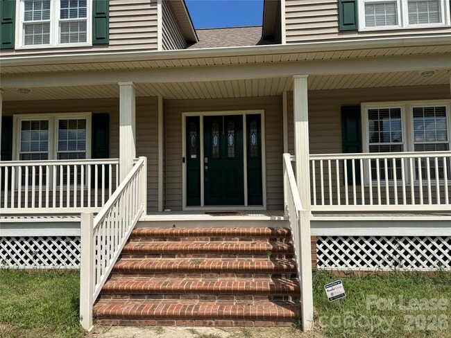 2417 Lynwood Dr