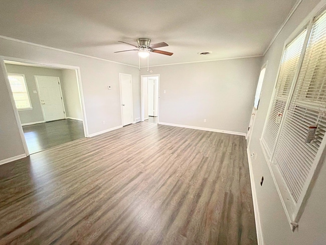 Photo - 1922 Coventry Dr