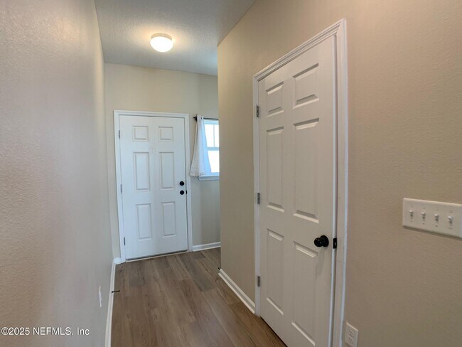 Photo - 7807 Merchants Way