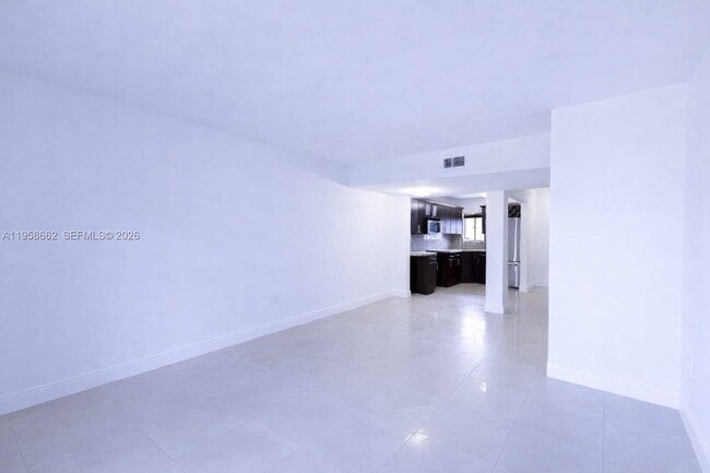 Photo - 2740 W 76th St Unit 203
