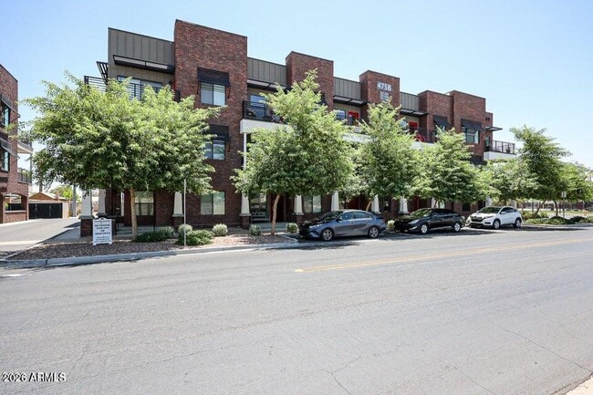 Photo - 475 N 9th St Unit 204