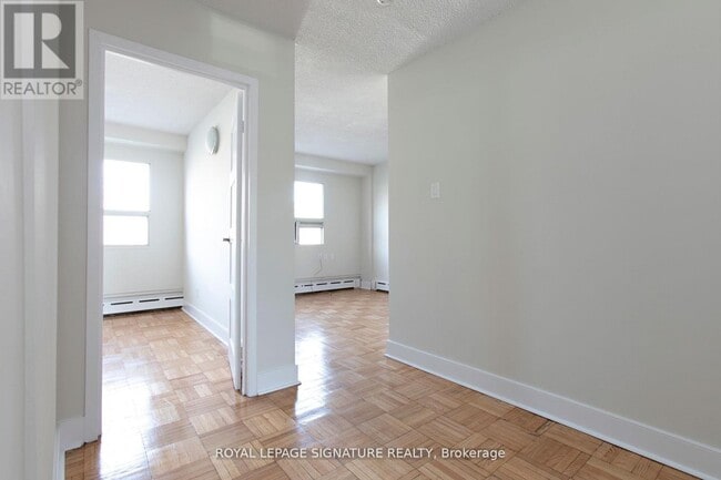 Photo - 990 Avenue Rd Unité 206