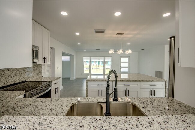 Photo - 4312 S Pacific Cir
