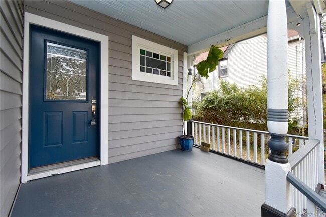 79 Rombout Ave