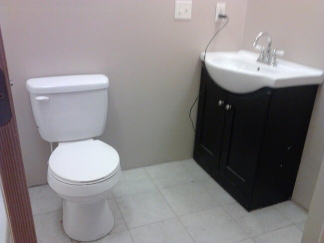 Photo - 313 Washtenaw Rd Unit 4