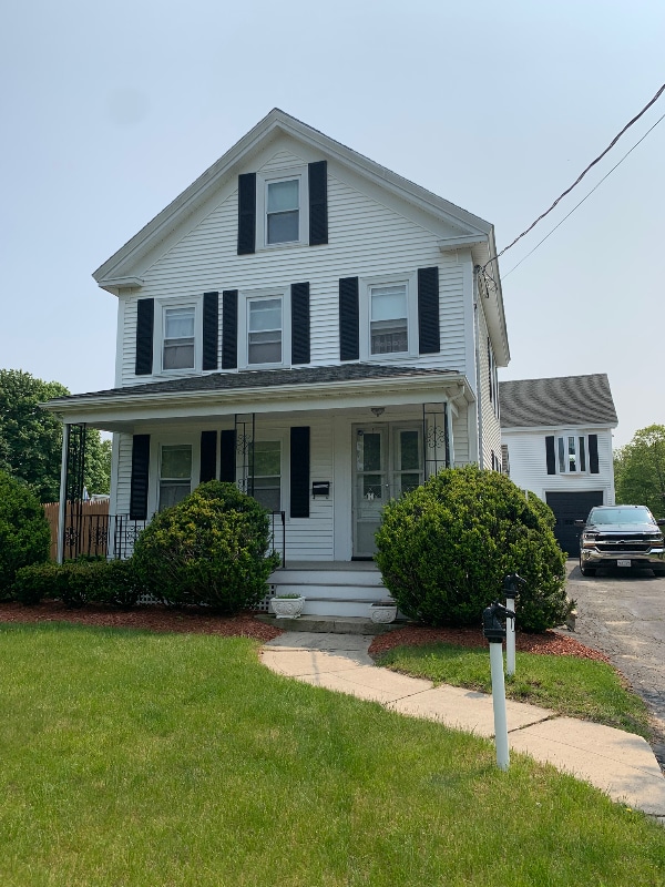 Photo - 464 Canton St