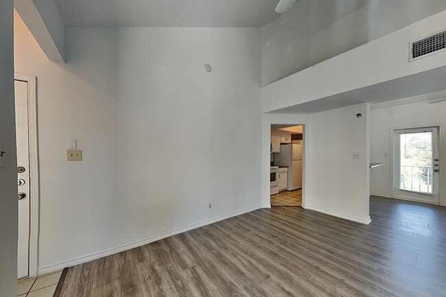 Photo - 3105 San Jacinto St Unit Apt 308