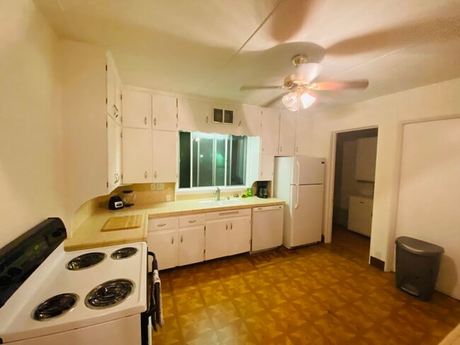 Photo - 202 North Ave Unit Apartment 1