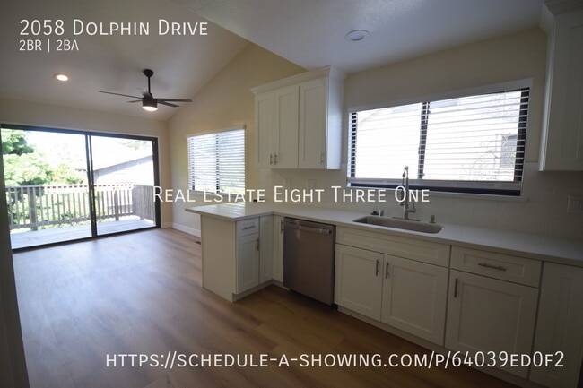 Photo - 2058 Dolphin Dr