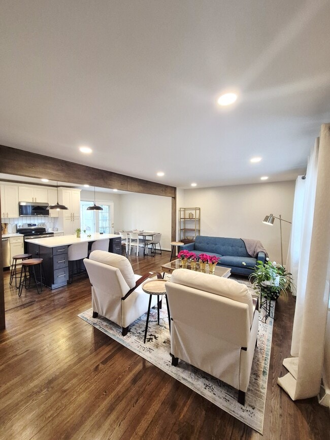 Photo - 4407 Longleaf Dr