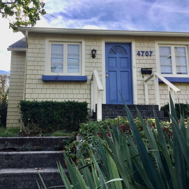 Photo - 4707 Densmore Ave N