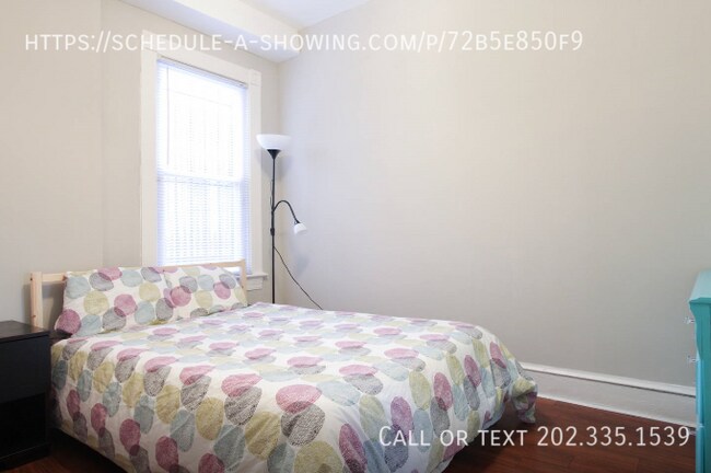 Photo - 1617 Gales St NE