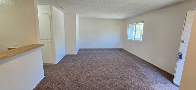 Photo - 7240 Sombrilla Ave Unidad 8