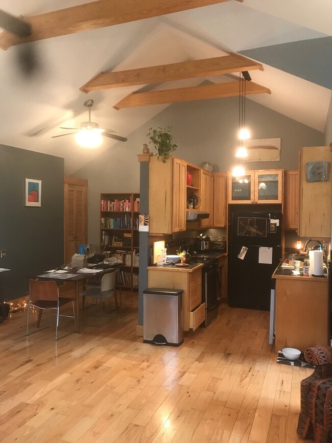 Photo - 304 Iron Ridge Loop