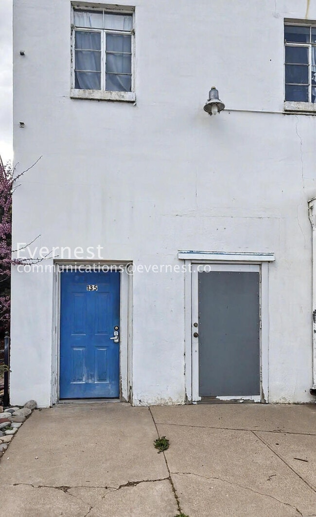 Photo - 135 Mathews St Unit 4