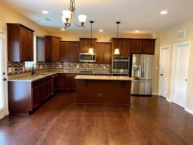 Photo - 3011 Ironwood Flat Dr