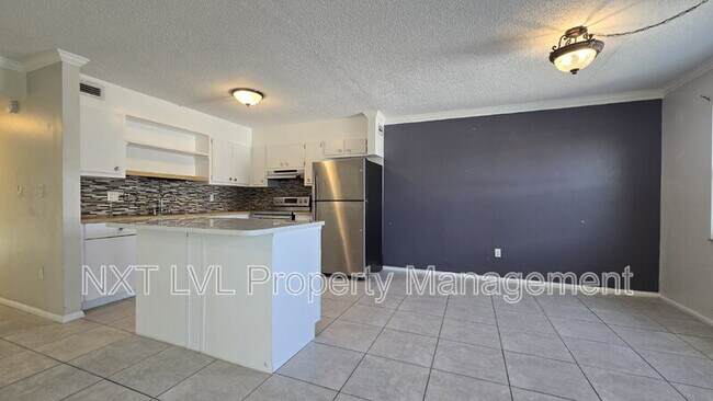 Photo - 6777 Winkler Rd Unit #174