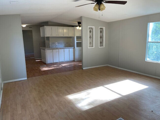 Photo - Phenix City 3 bedroom/2 bath trailer for rent