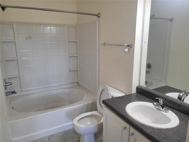 Photo - 4802 51st St W Unidad 1815