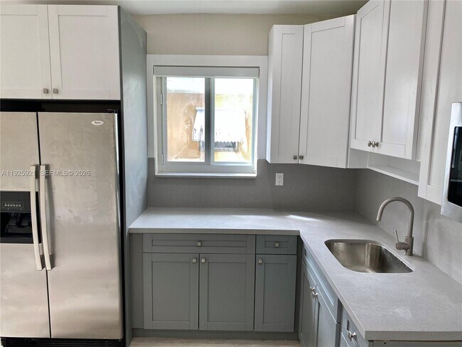 Photo - 1147 NE 113th St Unidad 1147