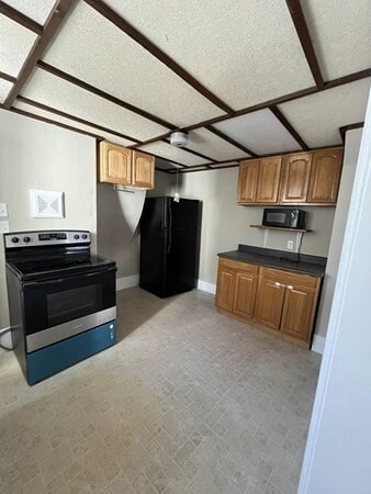 Photo - 815-819-819 River St Unit 815