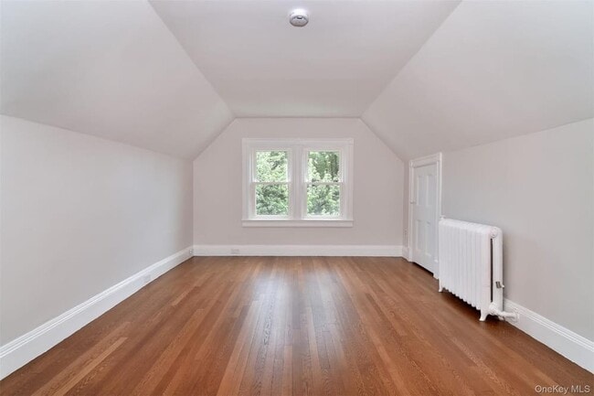 Photo - 19 Primrose Ave
