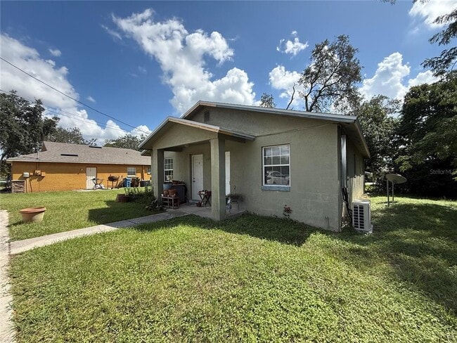 Photo - 1223 Ave L