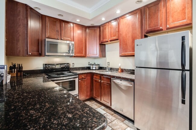 Photo - 627-37 N 18th St