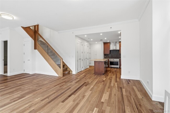 Photo - 3220 Arlington Ave Unit 3B