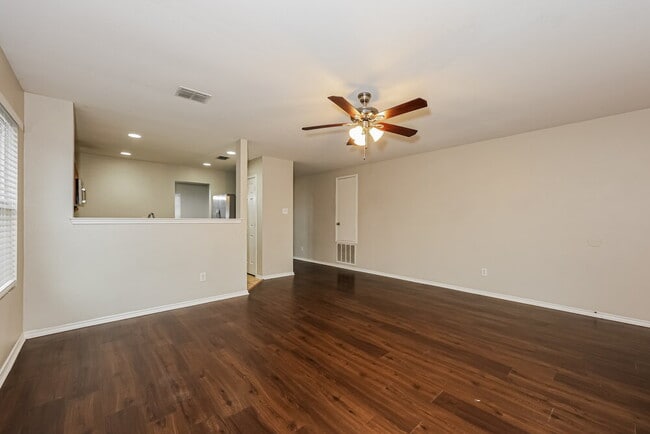 Photo - 9108 Penny Ln