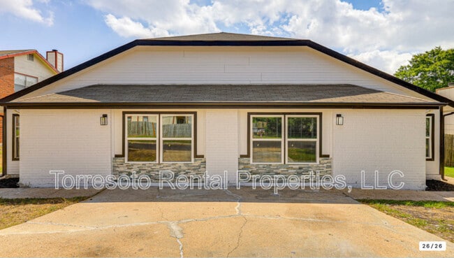 Building Photo - 5522 Allbrook