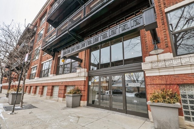 Photo - 1040 W Adams St Unit 238