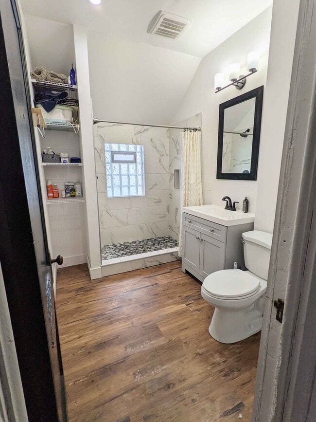 Photo - 779 Prospect Ave Unidad Upper