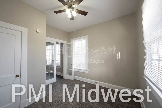 Photo - 125 E 17th St Unidad 1