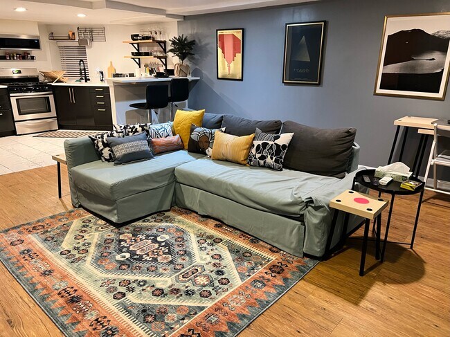 Photo - 633 14th St NE Unit 2 - LOWER