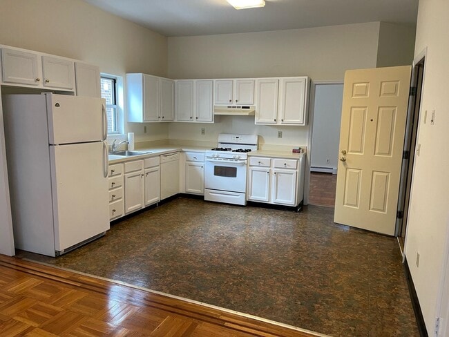 Photo - 55 Bonn Pl Unidad 2