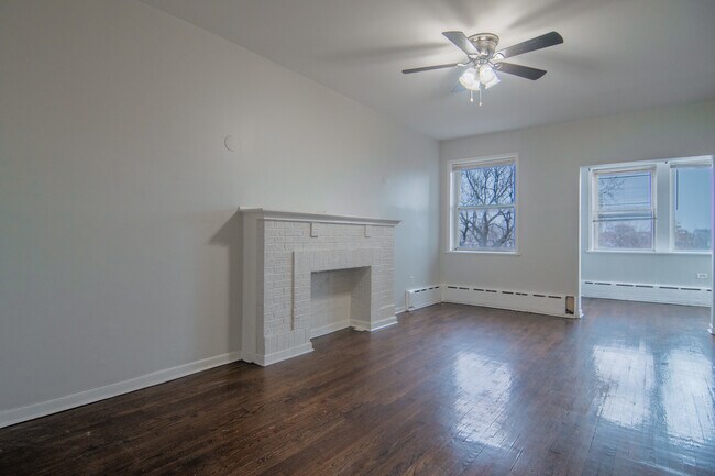 Photo - 310 S Springfield Ave Unidad 2S