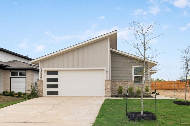 Photo - 220 Deserti Rd