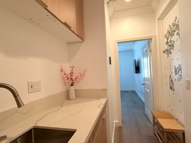 Photo - 16004 Cascade Dr