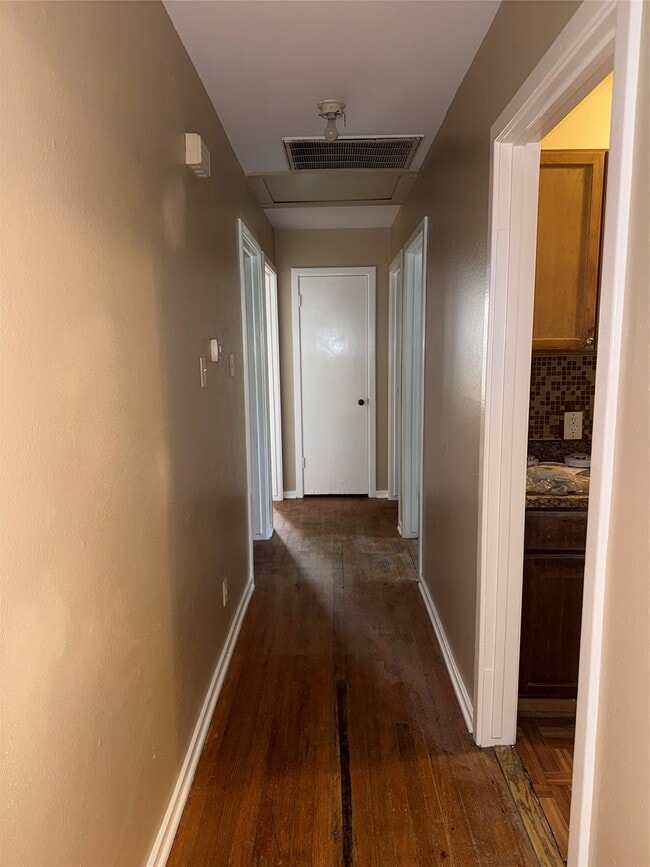 Photo - 7301 Hummingbird Ln